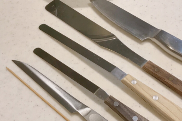 シフォンケーキを型抜き、型外しに使用するナイフについて。市販のナイフで綺麗に型外ししたい | グルテンフリーとノンオイルの米粉シフォンケーキ 専門教室konayuki・岡山県
