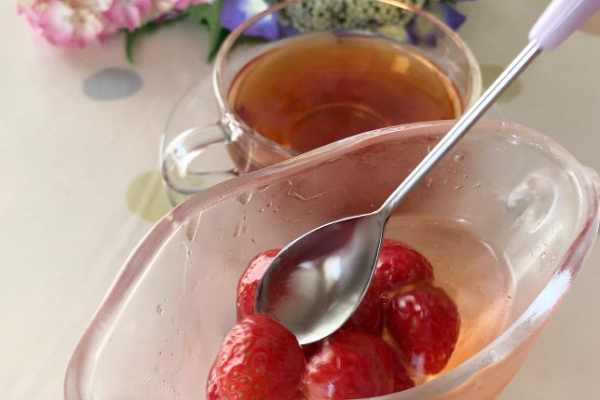 いちごをアガベシロップ漬けて作ったシロップが美味しい フレッシュいちごの粉雪シフォンによく合う グルテンフリーとノンオイルの米粉シフォンケーキ専門教室konayuki 岡山県